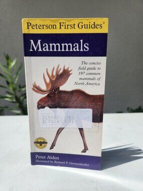 Peterson First Guide to Mammals of North America Pocket Book by Peter Alden Fiel